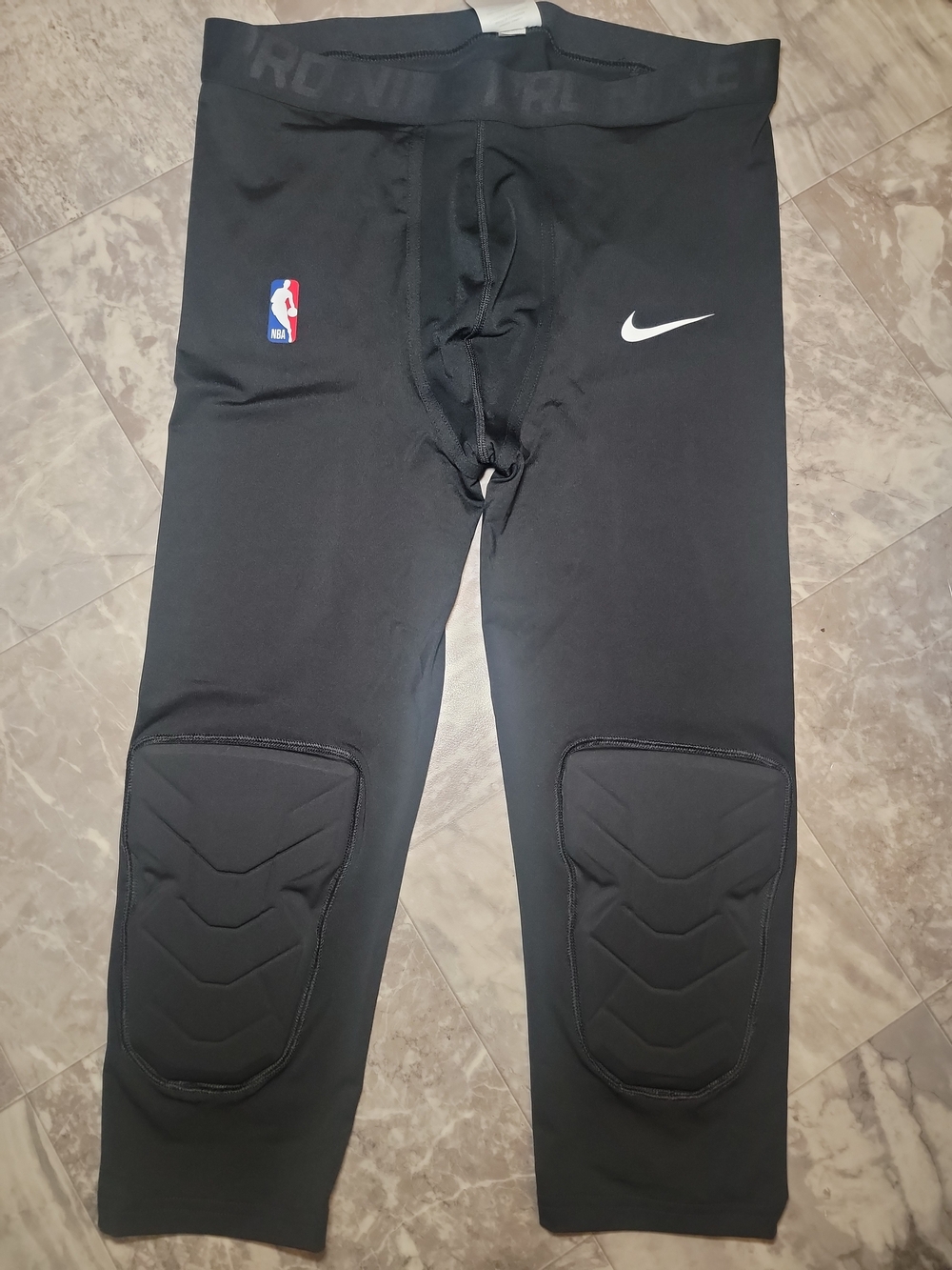 Nike Pro Hyperstrong NBA Padded 3/4 Tights Men's Size XL Black AA0753 010